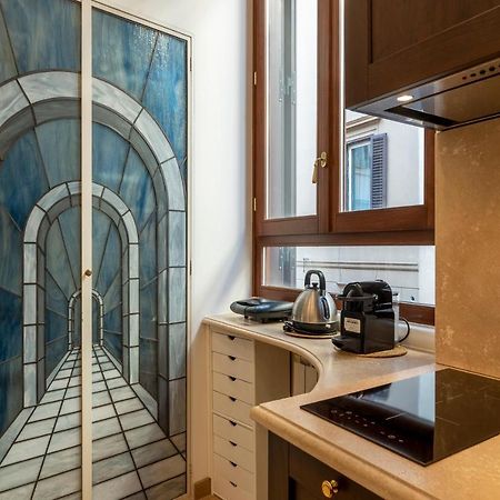 Piazza Di Spagna Elegant Apartment โรม ภายนอก รูปภาพ