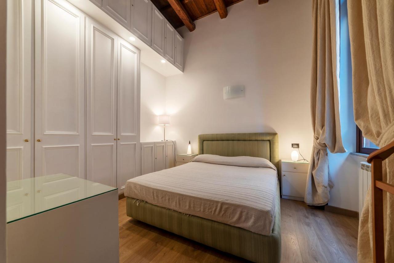 Piazza Di Spagna Elegant Apartment โรม ภายนอก รูปภาพ