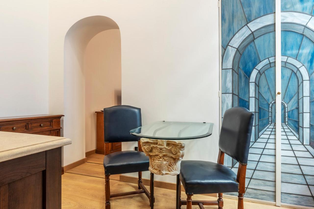Piazza Di Spagna Elegant Apartment โรม ภายนอก รูปภาพ