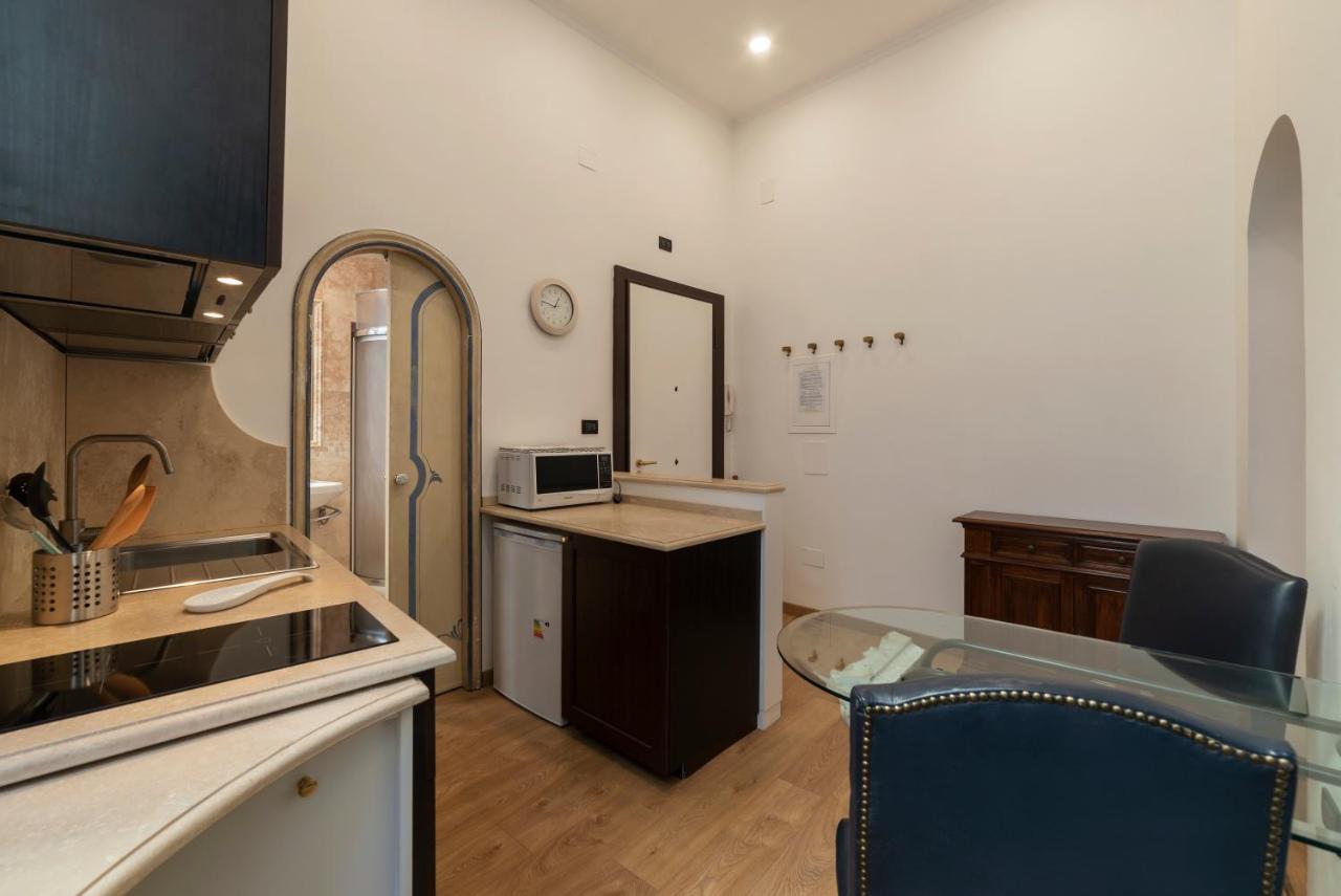 Piazza Di Spagna Elegant Apartment โรม ภายนอก รูปภาพ