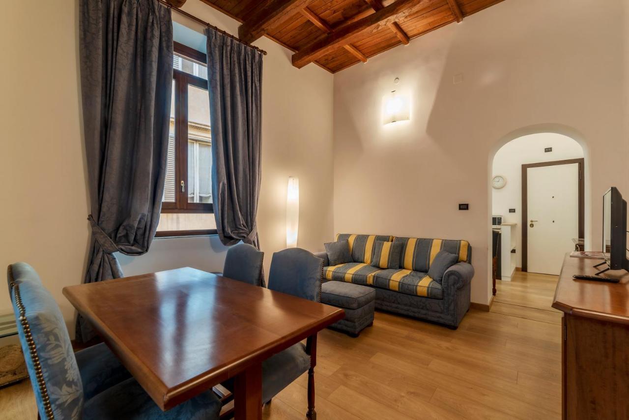 Piazza Di Spagna Elegant Apartment โรม ภายนอก รูปภาพ