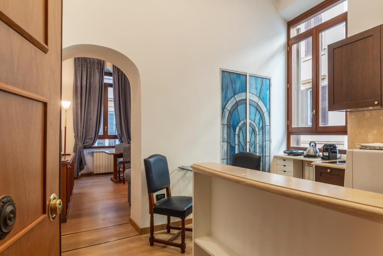 Piazza Di Spagna Elegant Apartment โรม ภายนอก รูปภาพ