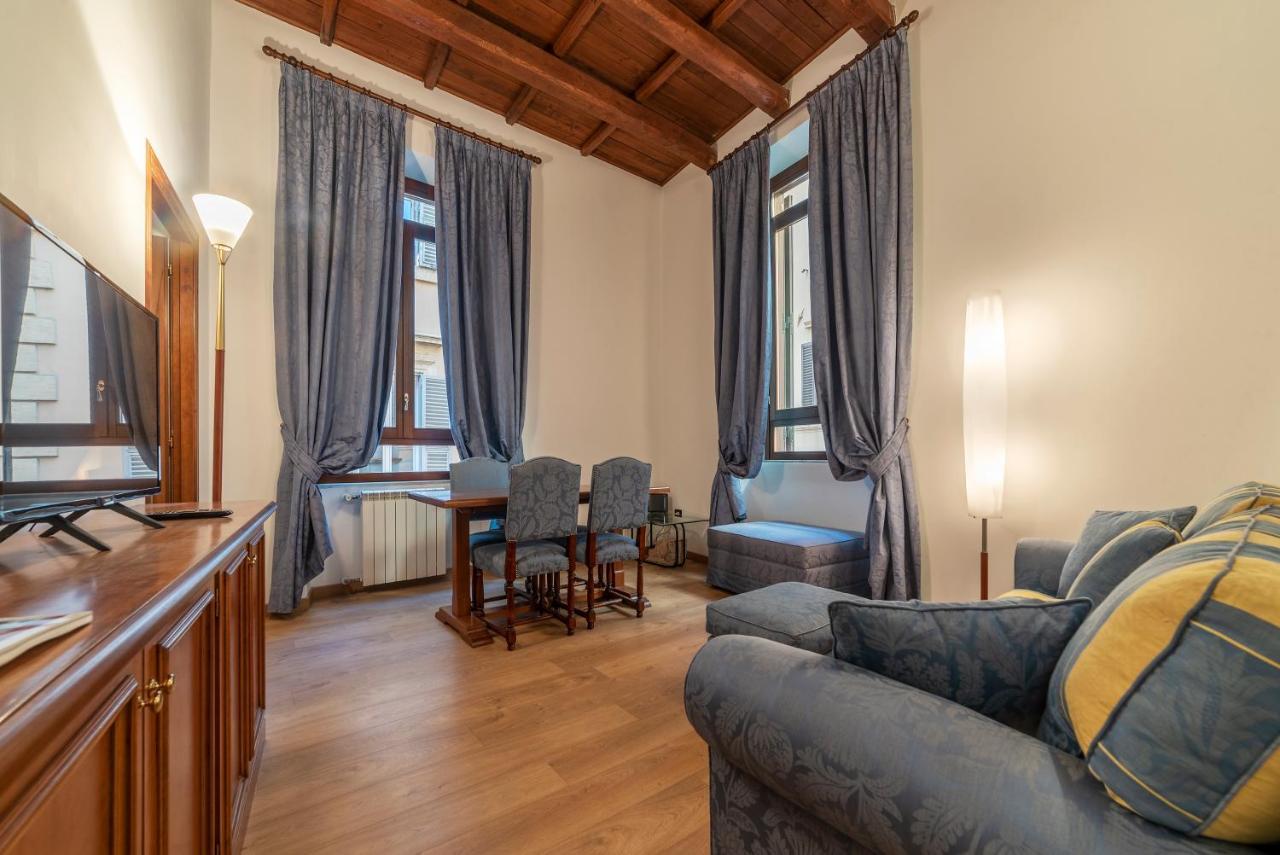Piazza Di Spagna Elegant Apartment โรม ภายนอก รูปภาพ