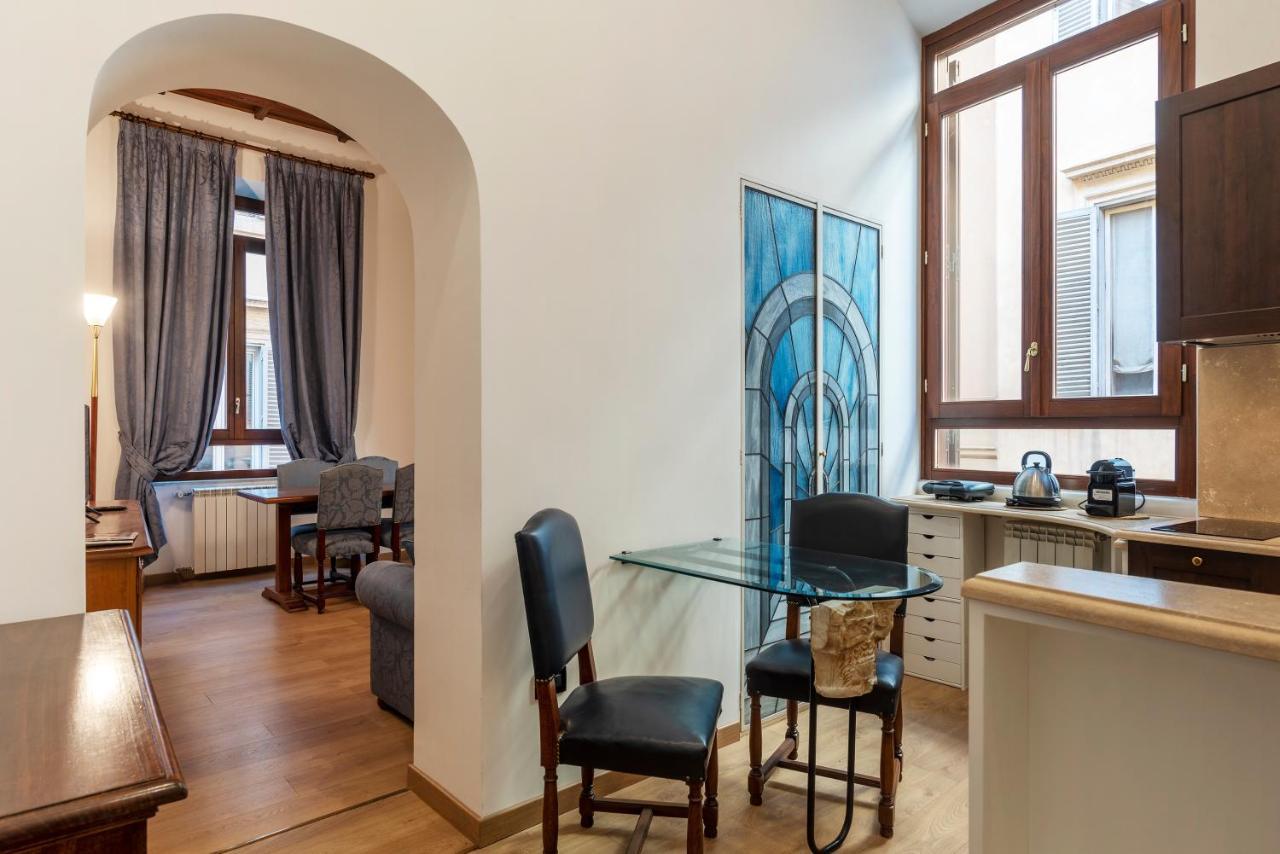 Piazza Di Spagna Elegant Apartment โรม ภายนอก รูปภาพ