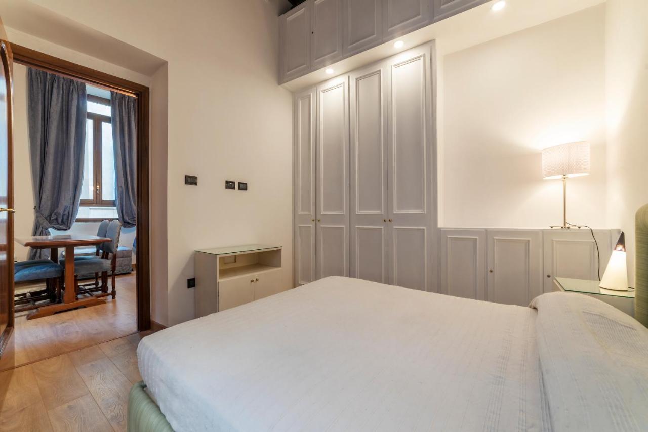 Piazza Di Spagna Elegant Apartment โรม ภายนอก รูปภาพ
